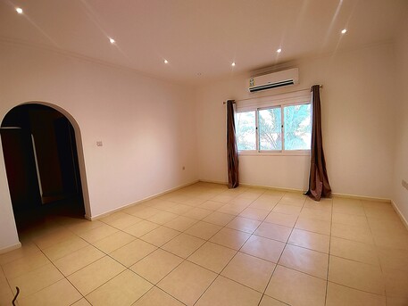 Saar, Villas, BHD 900,  400 Sq. Meter,  Semi Furnished Stand Alone Luxury Villa For Rent In Saar BD.900/-