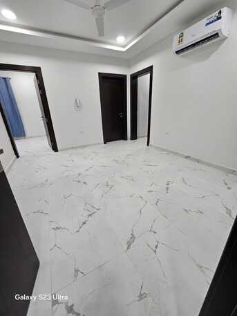 Salmaniya, Apartments/Houses, BHD 230/month,  2 BR,  2 Bedroom Semi Furnished Flat For Rent With Ewa
