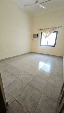 Salmaniya, Apartments/Houses, BHD 210/month,  2 BR,  3 Bedroom Unfurnished Flat For Rent Without Ewa