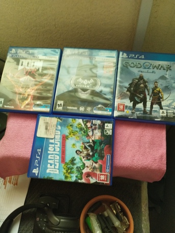 Jeddah, Video Games, SAR 1000,  PS 4 PRO 1 TB SSD + VR + Games URGENT SALE