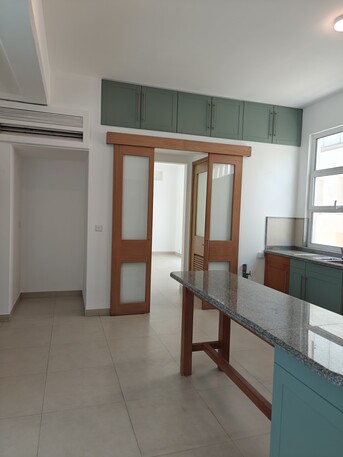 Saar, Apartments/Houses, BHD 1050/month,  5 BR,  400 Sq. Meter,  🏡 Spacious 4-Bedroom Semi-Furnished Villa &ndash; Saar &ndash; BD 1,050 Exclusive