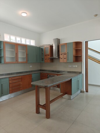 Saar, Apartments/Houses, BHD 1050/month,  5 BR,  400 Sq. Meter,  🏡 Spacious 4-Bedroom Semi-Furnished Villa &ndash; Saar &ndash; BD 1,050 Exclusive