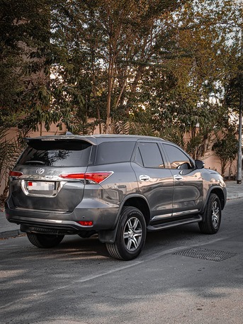 Zinj, Vehicles, Cars & Trucks , BHD 8800,  Toyota Fortuner,  2019,  Automatic,  148000 KM,    CAR FOR SALE