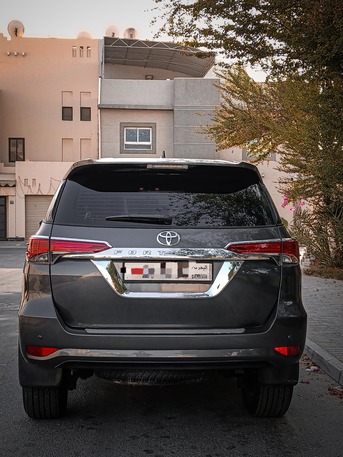 Zinj, Vehicles, Cars & Trucks , BHD 8800,  Toyota Fortuner,  2019,  Automatic,  148000 KM,    CAR FOR SALE