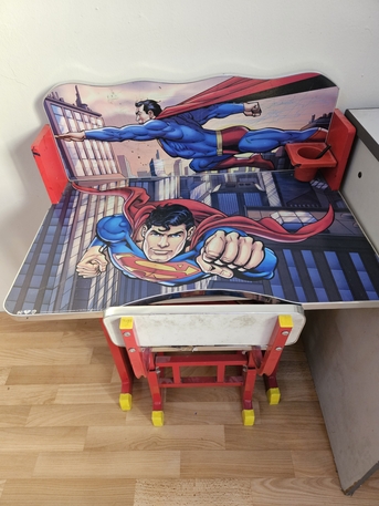 Riyadh, Furniture, SAR 1,  Vaccum Cleaner,Kids Study Table,Realme Phn,samsung Galaxy A50,laxy Watch 4