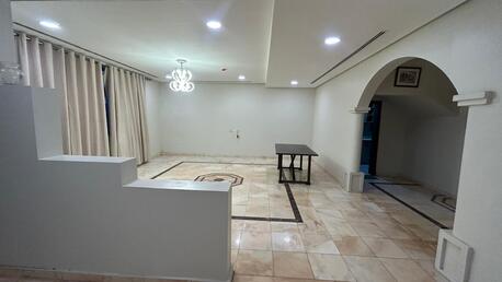 Zinj, Apartments/Houses, BHD 330/month,  2 BR,  Spacious Semi-Furnished 2BHK Apartment For Rent &ndash; Zinj