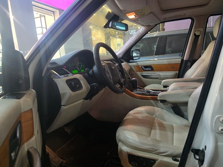Jeddah, Vehicles, Cars & Trucks , SAR 28000,  Land Rover Range Rover,  2009,  Automatic,  270000 KM,  Range Rover Sport Price Negotiable