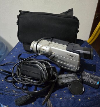 Riyadh, Photo & Video, SAR 500,  Sony Video 8 Handycam CCD-TRV21