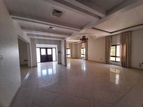 Janabiya, Apartments/Houses, BHD 1000/month,  4 BR,  400 Sq. Meter,  Standalone 5-Bedroom Villa With Private Pool &ndash; Janabiya &ndash; BD 1,000 Exclusive