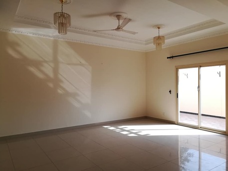 Janabiya, Apartments/Houses, BHD 700/month,  3 BR,  200 Sq. Meter,  🌿 Charming Single-Storey Villa For Rent | Janabiya/Saar