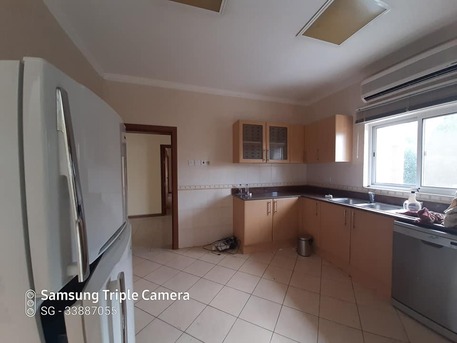 Janabiya, Apartments/Houses, BHD 700/month,  3 BR,  200 Sq. Meter,  🌿 Charming Single-Storey Villa For Rent | Janabiya/Saar
