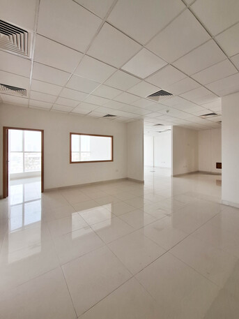 Tubli, Offices, BHD 898,  For Rent, A Commercial Office Apartment In A Prime Location In Tubli
