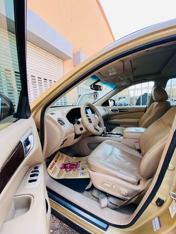 Manama, Vehicles, Cars & Trucks , BHD 3000,  ✅️ Nissan Pathfinder,  2014, Full Option  177532 KM, For Sale,  2014,  Automatic,  177532 KM,  Nissan Pathfinder For Sale
