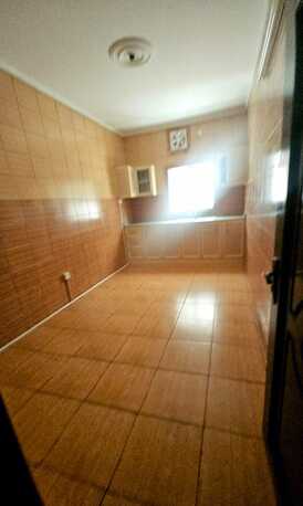 Salmaniya, Apartments/Houses, BHD 280/month,  4 BR,  4 Bedroom Unfurnished Flat For Rent With Ewa