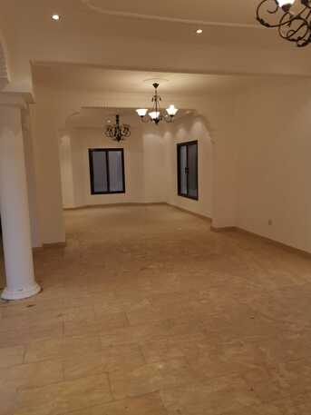 Mahooz, Villas, BHD 800,  450 Sq. Meter,  Elegant 4-Bedroom Villa With Private Pool &ndash; Only 800 BHD/Month (Pool Service Included)