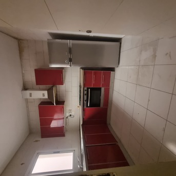 Manama, Apartments/Houses, BHD 160/month,  1 BR,  @1BATHROOM Hall Kitchen Semi Furnished Without Electricity Car Parking Fixed