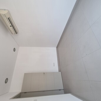 Manama, Apartments/Houses, BHD 180/month,  2 BR,  #1BATHROOM Hall Kitchen Semi Furnished Without Electricity Car Parking Fixed
