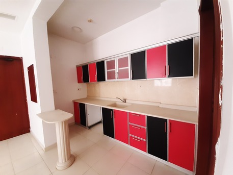 Janabiya, Apartments/Houses, BHD 180/month,  2 BR,  120 Sq. Meter,  LOW BUDGET FLAT/  WITH OUT EWA/ PARKING /LIFT