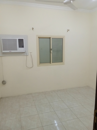 Manama, Real Estate For Sale, BHD 200,  2 BR,  Flat For Rent In Gudaibya  Location Opposite Nesto Mall Zubarah Street