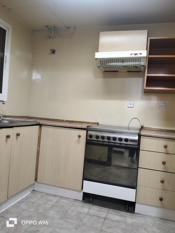 Juffair, Apartments/Houses, BHD 250/month,  2 BR,  60 Sq. Meter,  Semi Furnished 2bhk Flat With Ewa Pool