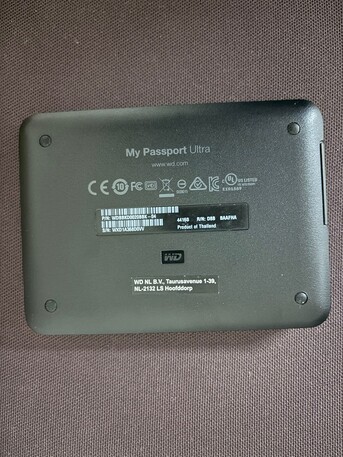 Al Sharafeyah, Computers, SAR 250,  WD My Passport Ultra Portable External Hard Drive & SanDisk Flash USB Drive