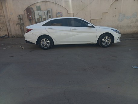 Riyadh, Vehicle Lease Transfer, SAR 2500,  Hyundai Elantra Standard 2023 For Rent