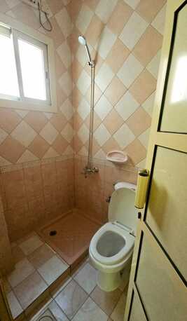 Salmaniya, Apartments/Houses, BHD 180/month,  2 BR,  2 Bedroom Unfurnished Flat For Rent Without Ewa