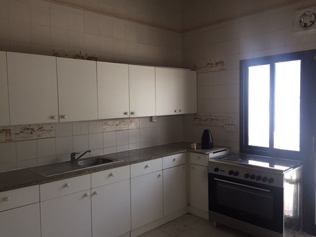 Manama, Villas, BHD 500,  200 Sq. Meter,  Nabih Saleh Area 3 Bedroom Semi Furnished Villa Available For Rent