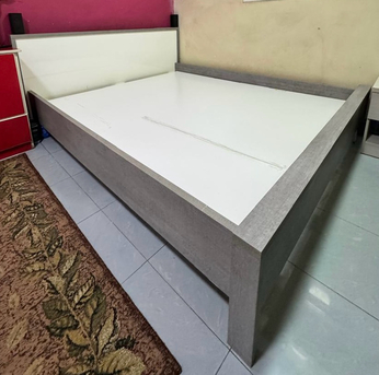 Al Safa, Furniture, SAR 600,  Urgent! Home Center King Size Bed Frame - Modern Italian Wood Design!