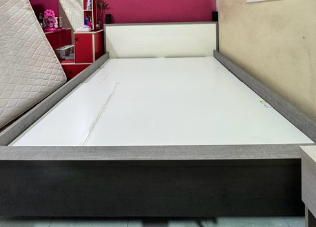Al Safa, Furniture, SAR 600,  Urgent! Home Center King Size Bed Frame - Modern Italian Wood Design!
