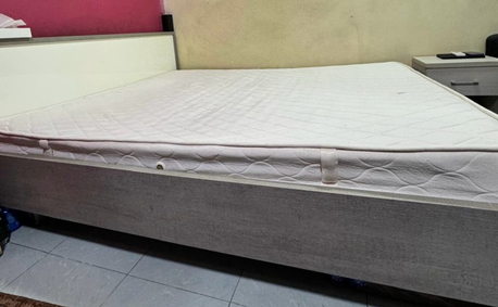 Al Safa, Furniture, SAR 400,  Urgent! Home Center King Size Mattress (180x210cm) - Medium-Firm, Anti-Allergen!