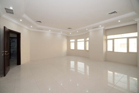 Kuwait City, Apartments/Houses, KWD 2000/month,  5 BR,  Zahra &ndash; Spacious, Villa Good For Diplomatic Residence