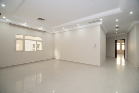 Kuwait City, Apartments/Houses, KWD 2000/month,  5 BR,  Zahra &ndash; Spacious, Villa Good For Diplomatic Residence