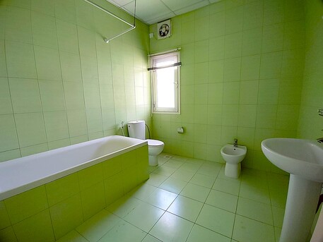 Jidhafs, Villas, BHD 750,  400 Sq. Meter,  5 BHK Semi Furnished Spacious Villa For Rent In Sehla