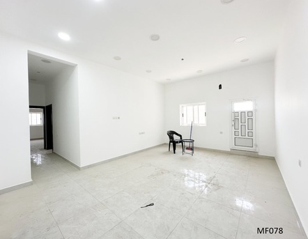 Busaiteen, Apartments/Houses, BHD 200/month,  2 BR,  90 Sq. Meter,  MODERN FLAT FOR TRNT