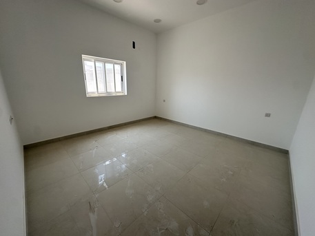 Busaiteen, Apartments/Houses, BHD 200/month,  2 BR,  90 Sq. Meter,  MODERN FLAT FOR TRNT