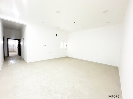 Busaiteen, Apartments/Houses, BHD 200/month,  2 BR,  90 Sq. Meter,  MODERN FLAT FOR RENT