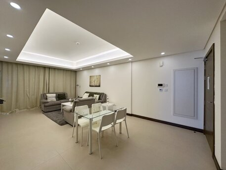 Busaiteen, Apartments/Houses, BHD 430/month,  2 BR,  90 Sq. Meter,  Modern Furnished Luxury /sea View For Rent