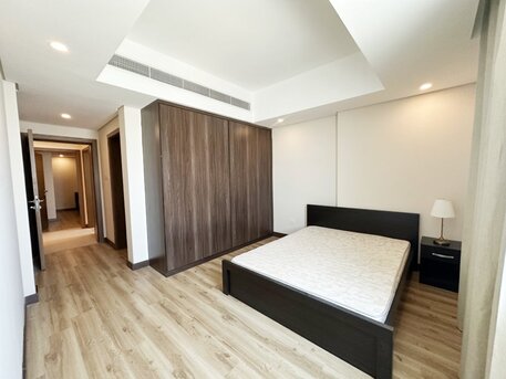 Busaiteen, Apartments/Houses, BHD 430/month,  2 BR,  90 Sq. Meter,  Modern Furnished Luxury /sea View For Rent