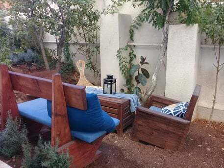 Amman, Apartments/Houses, JOD 10000/year,  Furnished,  1 BR,  Ground Fully Furinshed 1B Apartment With Big Garden In Jabal Webdeh 00962777688956