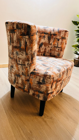 Al Rabwah, Furniture, SAR 700,  2+1 Seater Modern Couch With Round Marble Table