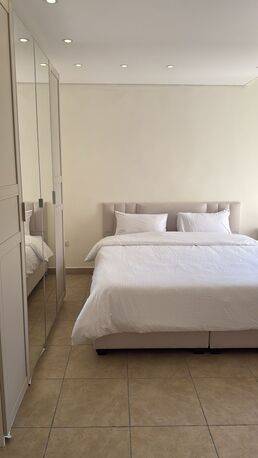 Abdoun, Apartments/Houses, JOD 10000/year,  Furnished,  2 BR,  Fully Furnished 2B Apart With Baconly And Sharing Pool N Abdoun 00962777688956