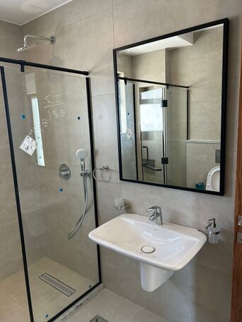 Amman, Apartments/Houses, JOD 18000/year,  3 BR,  Brandnew Semi Furnished 3B Apart With Baconly In 5circle 00962777688956