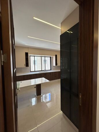 Amman, Apartments/Houses, JOD 18000/year,  3 BR,  Brandnew Semi Furnished 3B Apart With Baconly In 5circle 00962777688956