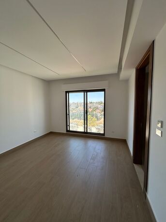 Amman, Apartments/Houses, JOD 18000/year,  3 BR,  Brandnew Semi Furnished 3B Apart With Baconly In 5circle 00962777688956