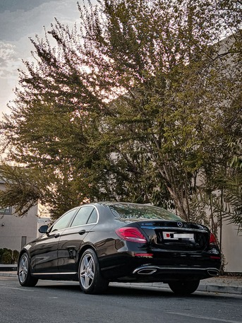 Zinj, Vehicles, Cars & Trucks , BHD 8900,  Mercedes-Benz 400E,  2017,  Automatic,  202700 KM,  MERCEDES BENZ E400  SINGLE OWNER CAR FOR SALE