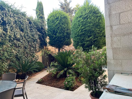 Abdoun, Apartments/Houses, JOD 9800/year,  Furnished,  2 BR,  Ground Fully Furinshed 2B Apartment With Garden In Abdoun 00962777688956