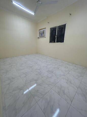 Gudaibiya, Apartments/Houses, BHD 180/month,  1 BR,  Flat For Rent In Gudaibiya Behind Al-Mannai Studio