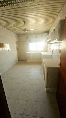 Adliya, Apartments/Houses, BHD 220/month,  2 BR,  2 Bedroom Unfurnished Flat For Rent Without Ewa