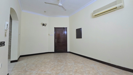 Hoora, Apartments/Houses, BHD 220,  2 BR,  2Bath,Ewa,balcony Semi Furnished Spacious Flat 4 Rent N Hoora ALL INCLUSIVE, 33112437